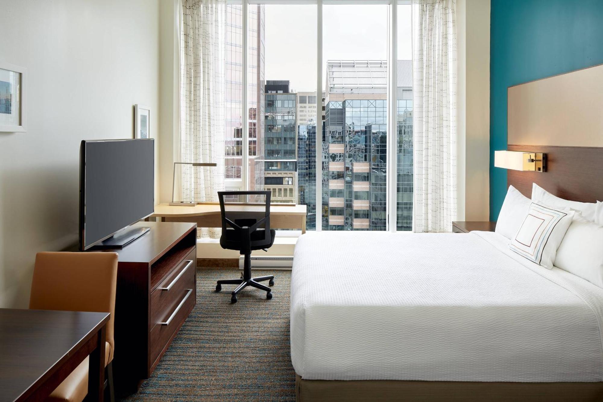 Residence Inn By Marriott Montreal Downtown Bagian luar foto