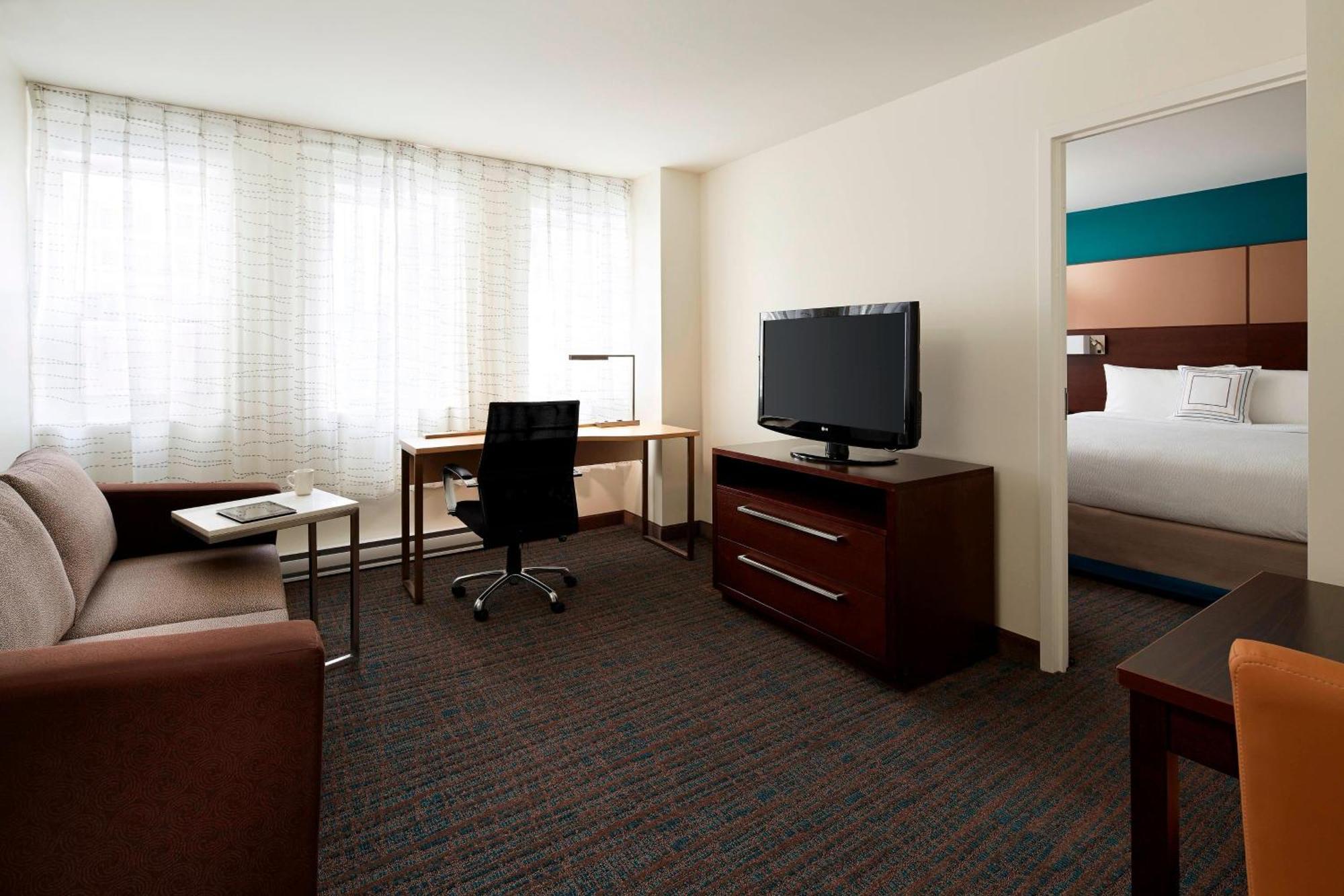 Residence Inn By Marriott Montreal Downtown Bagian luar foto