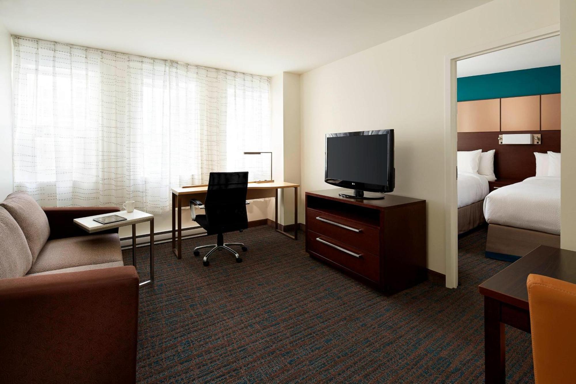 Residence Inn By Marriott Montreal Downtown Bagian luar foto